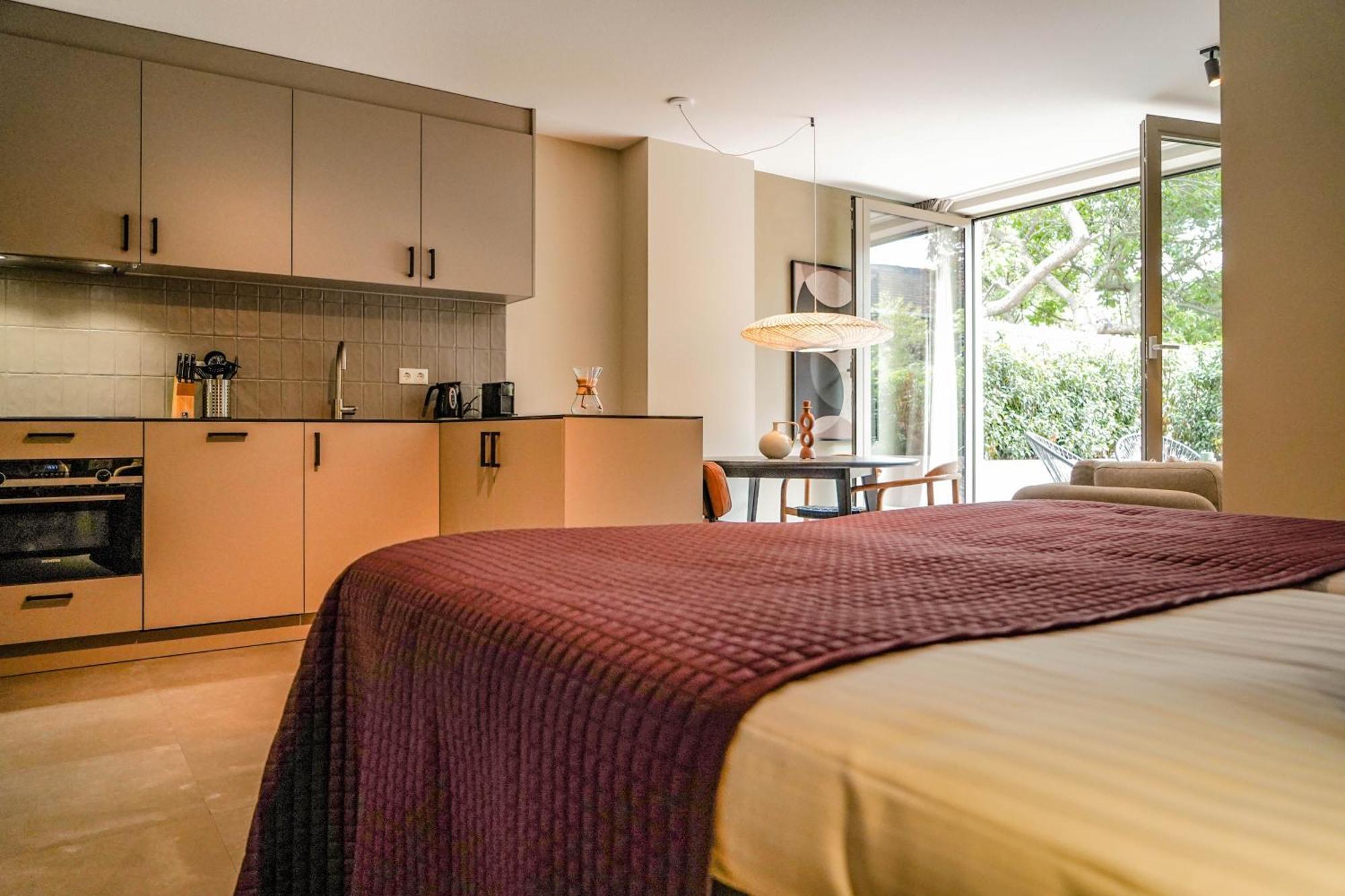 Bizstay Walden The Hague Luaran gambar