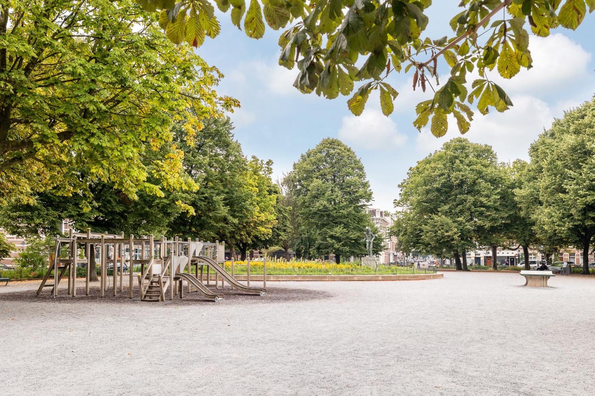 Bizstay Walden The Hague Luaran gambar